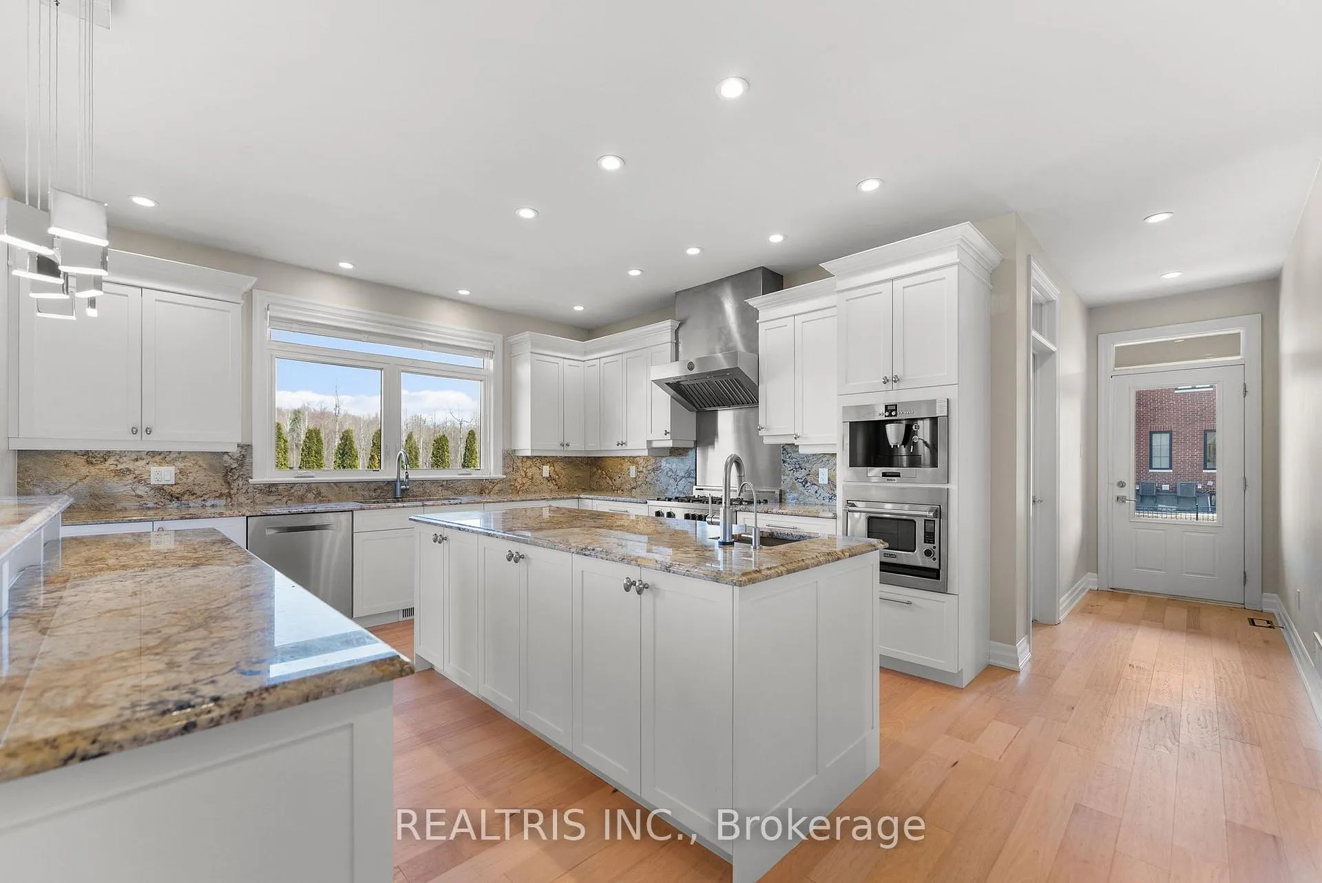 Photo 7 of 5813 Red Castle Ridge, Ottawa, Manotick East to Manotick Station — HOMEH