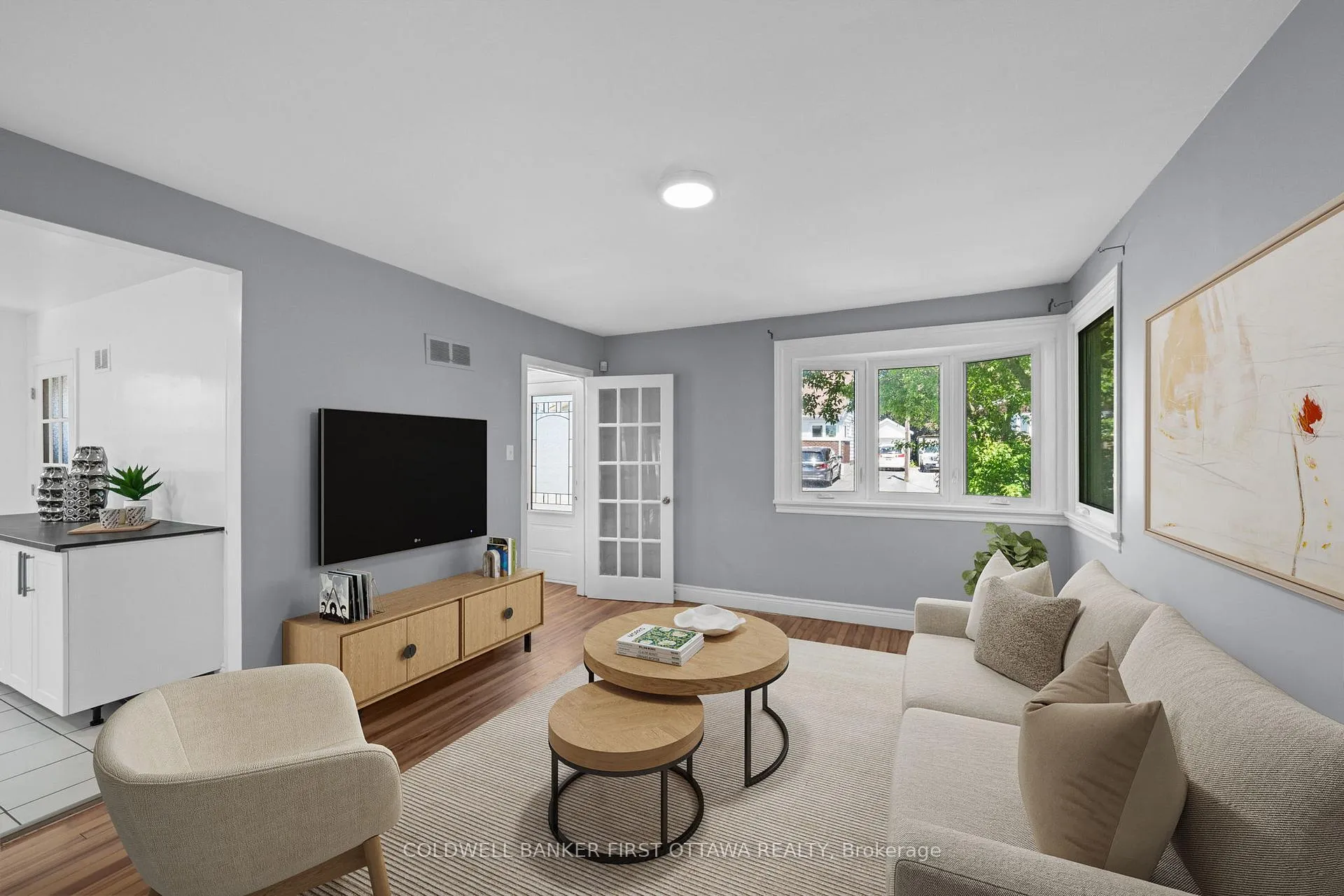 Photo 10 of 1246 Kitchener Avenue, Ottawa, Ellwood — HOMEH