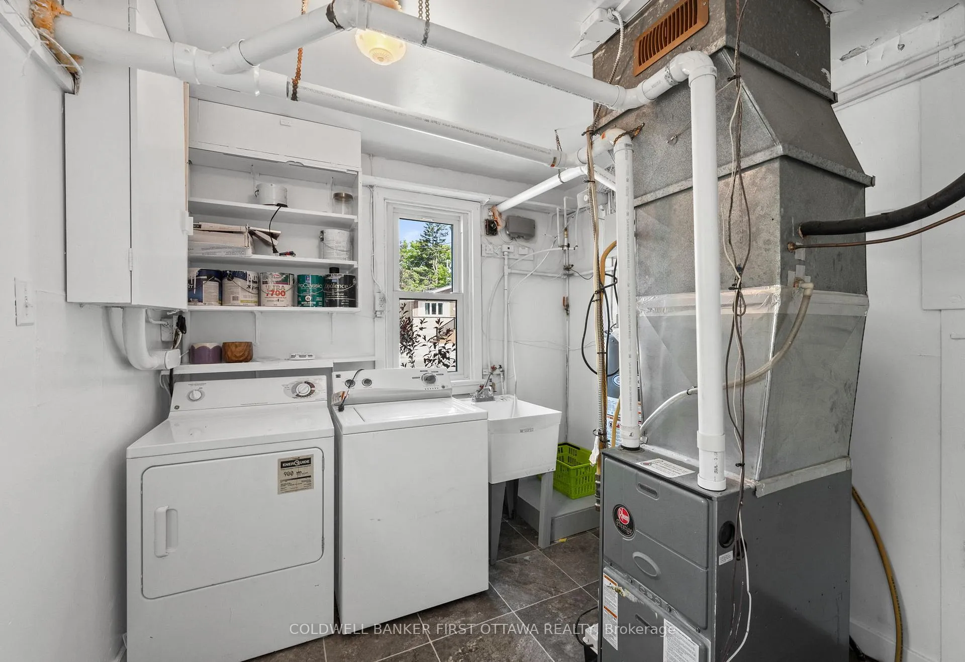 Photo 17 of 1246 Kitchener Avenue, Ottawa, Ellwood — HOMEH