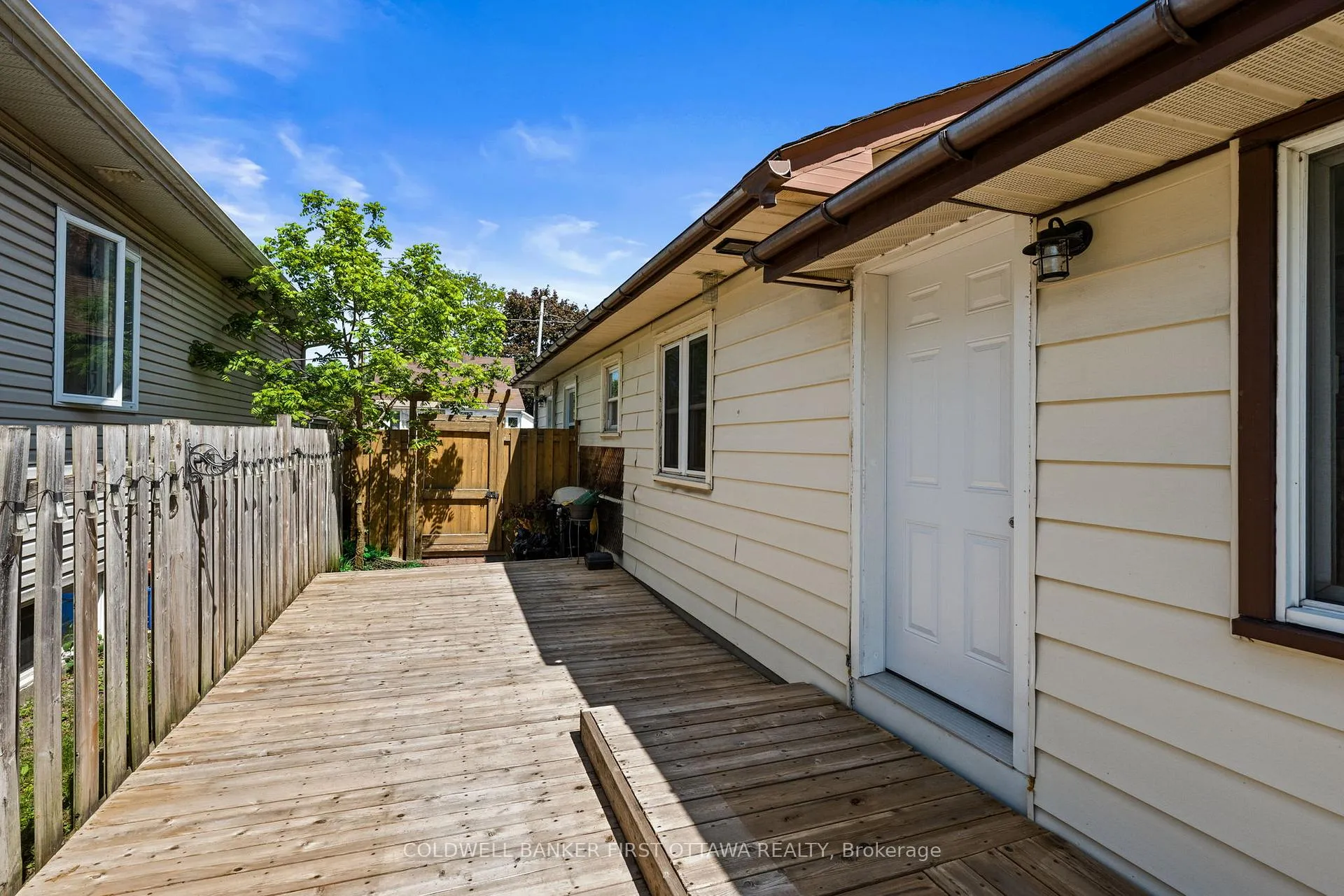 Photo 33 of 1246 Kitchener Avenue, Ottawa, Ellwood — HOMEH