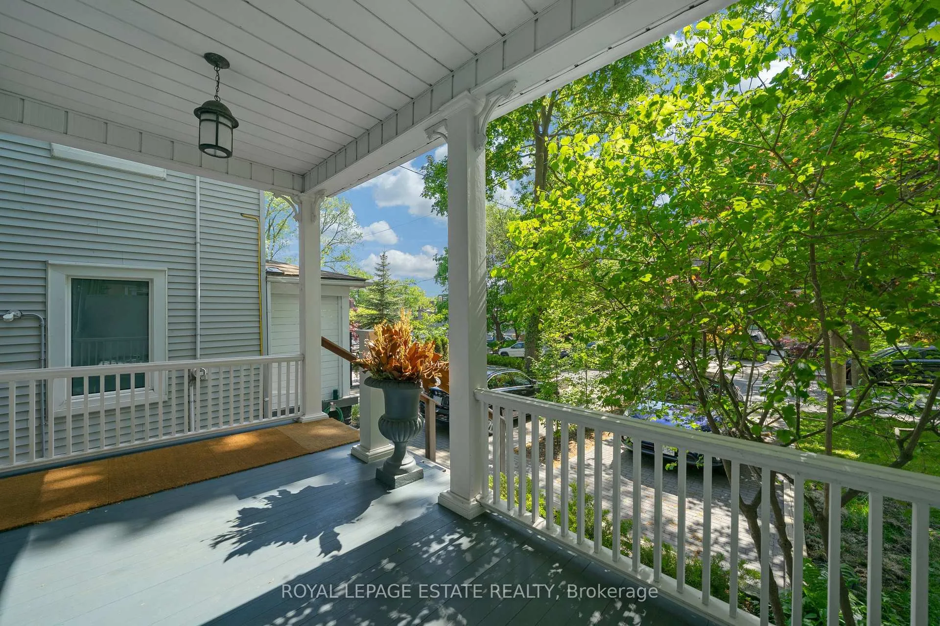 Photo 5 of 101 Silver Birch Avenue, Toronto, The Beaches — HOMEH