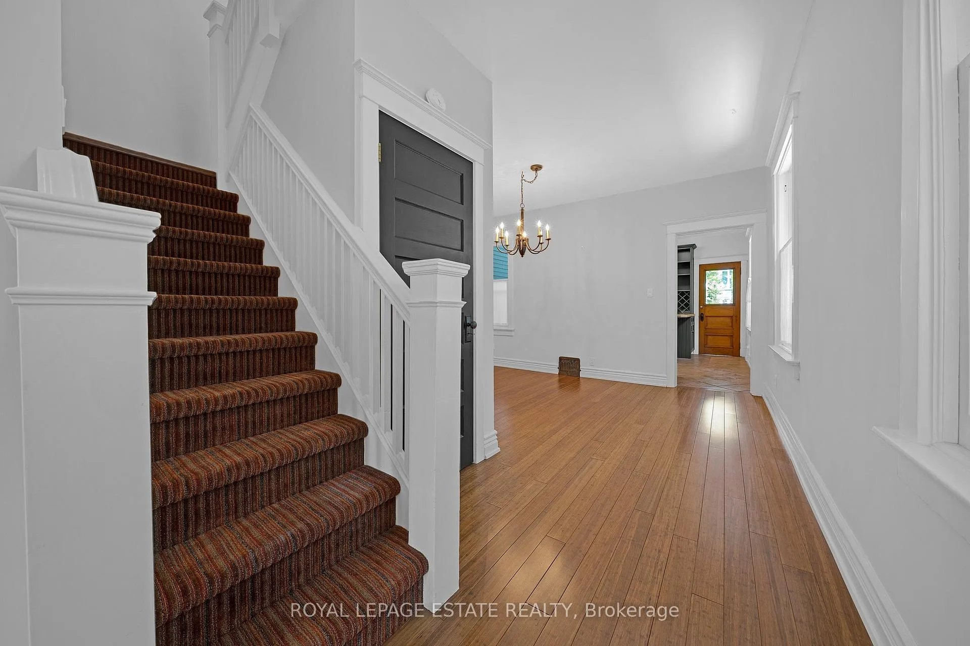 Photo 11 of 101 Silver Birch Avenue, Toronto, The Beaches — HOMEH