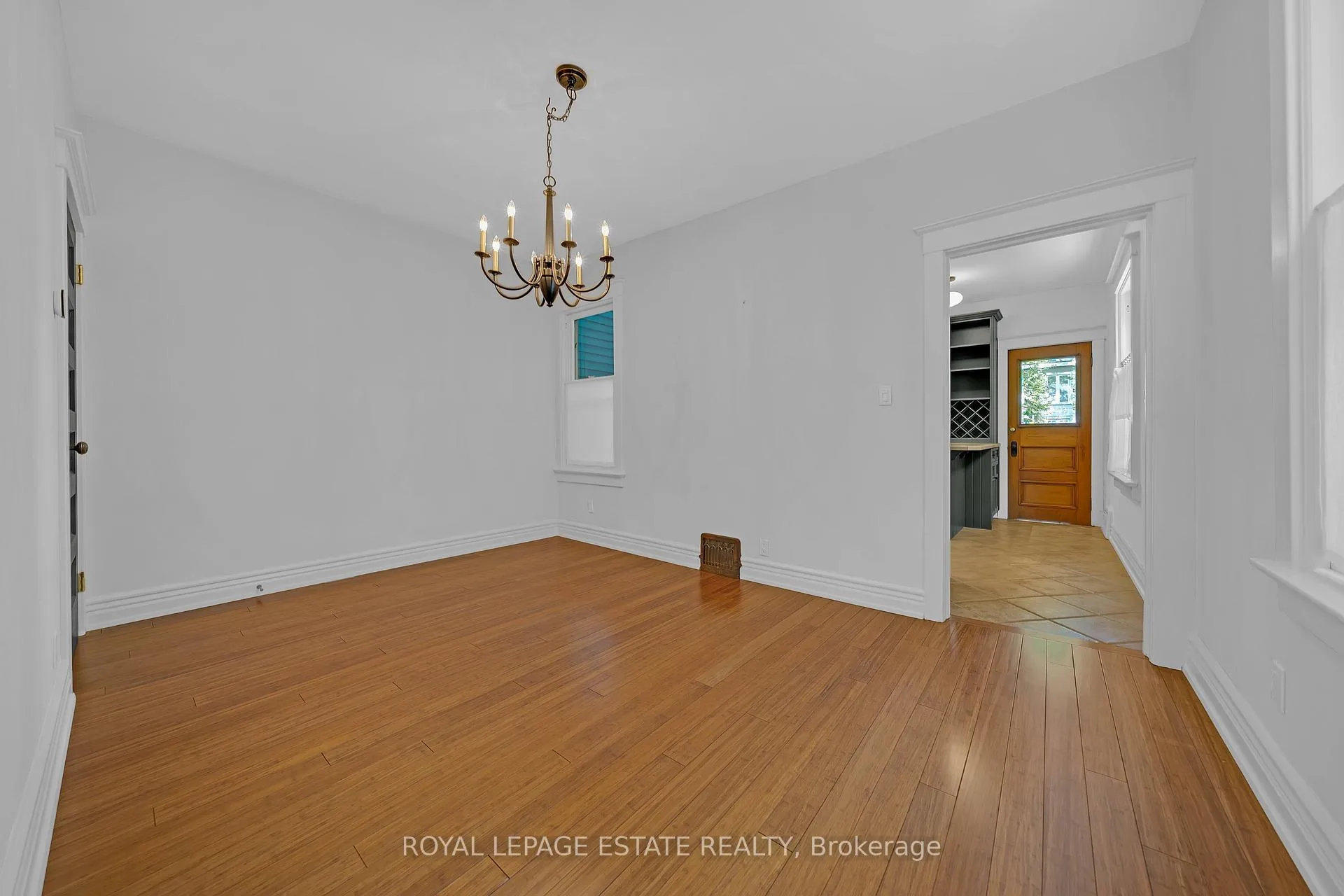 Photo 12 of 101 Silver Birch Avenue, Toronto, The Beaches — HOMEH