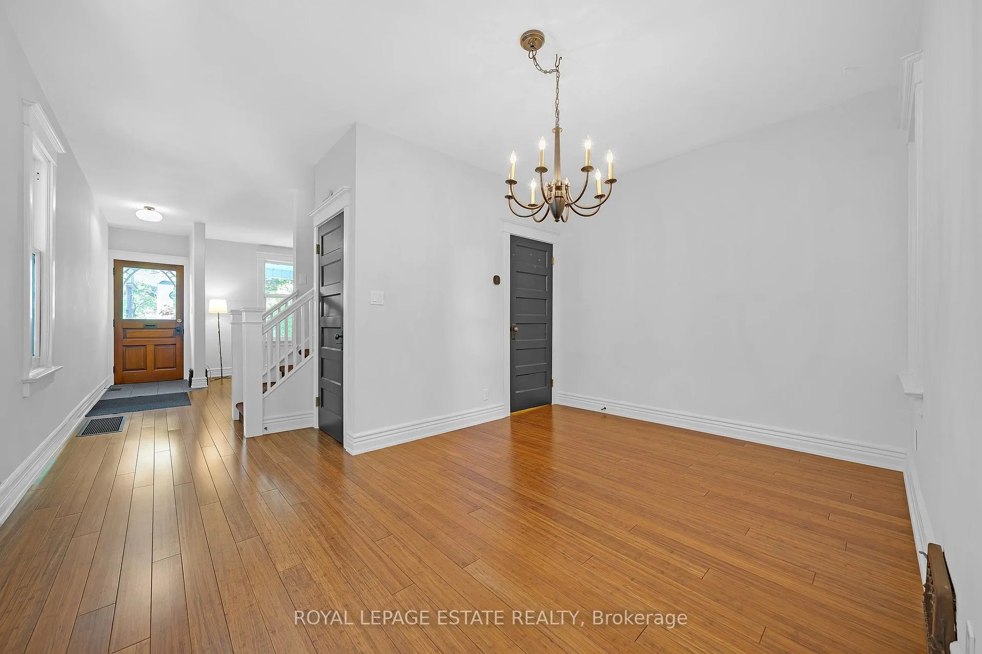 Photo 13 of 101 Silver Birch Avenue, Toronto, The Beaches — HOMEH