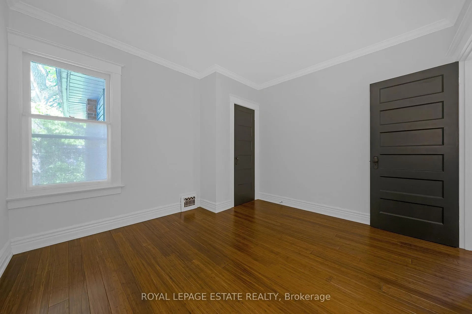 Photo 28 of 101 Silver Birch Avenue, Toronto, The Beaches — HOMEH
