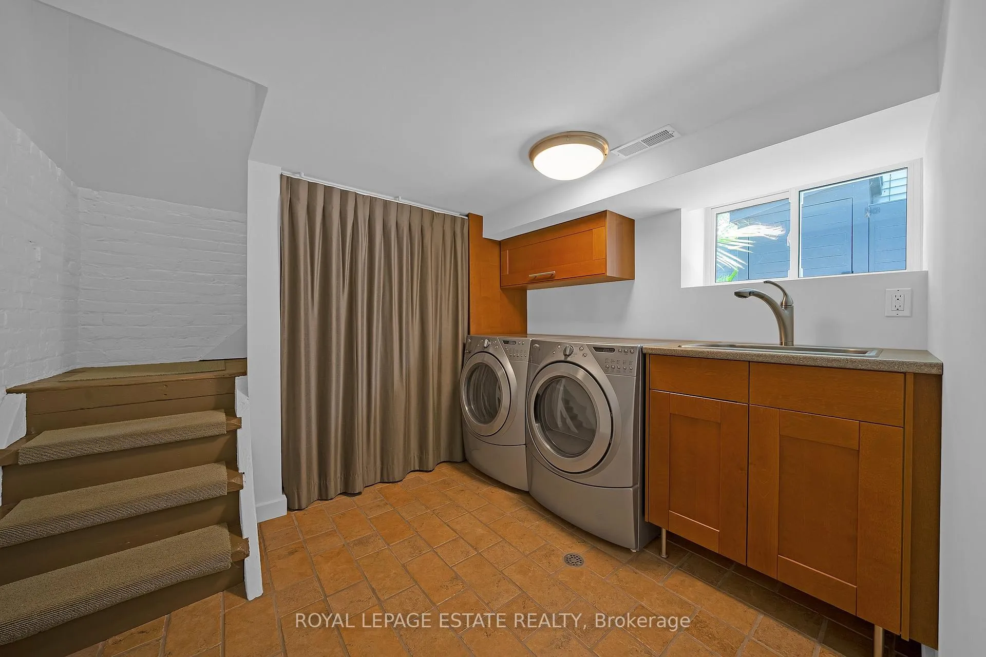 Photo 34 of 101 Silver Birch Avenue, Toronto, The Beaches — HOMEH