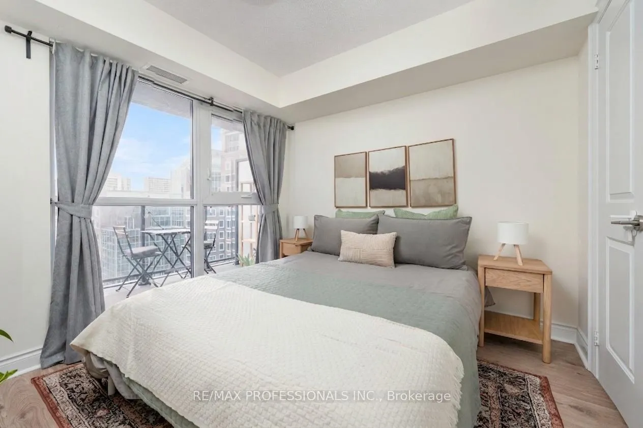 Photo 3 of Unit 1501, 28 Ted Rogers Way, Toronto, Church-Yonge Corridor — HOMEH