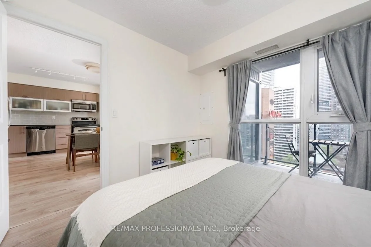 Photo 8 of Unit 1501, 28 Ted Rogers Way, Toronto, Church-Yonge Corridor — HOMEH