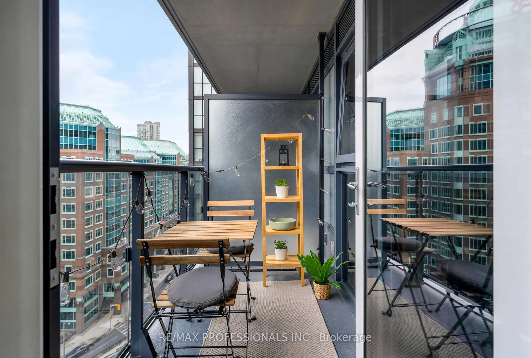 Photo 12 of Unit 1501, 28 Ted Rogers Way, Toronto, Church-Yonge Corridor — HOMEH