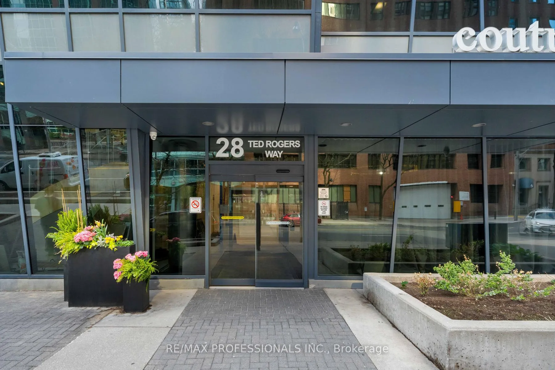 Photo 16 of Unit 1501, 28 Ted Rogers Way, Toronto, Church-Yonge Corridor — HOMEH
