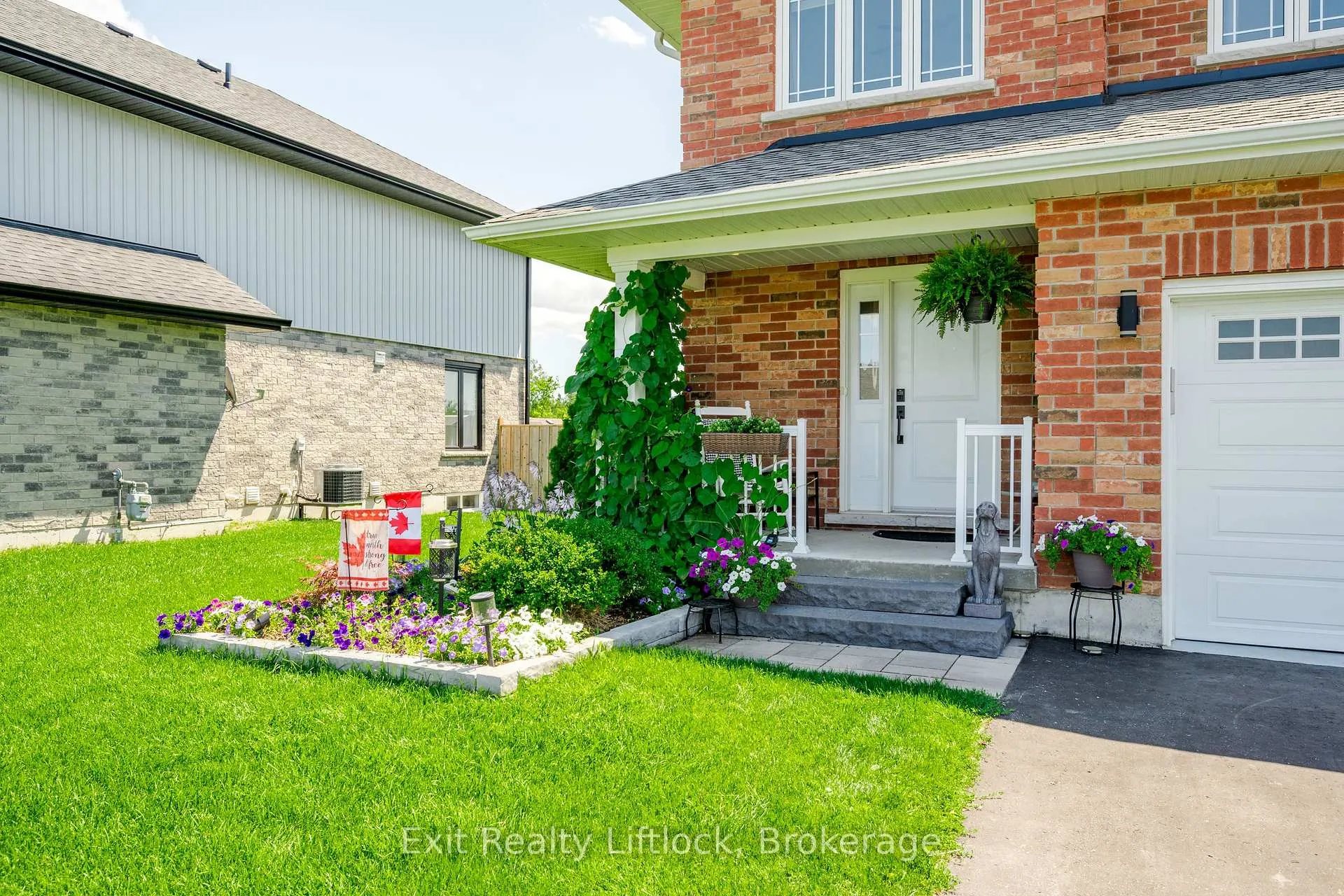 Photo 3 of 11 Darrell Drain Crescent, Asphodel-Norwood, Rural Asphodel-Norwood — HOMEH