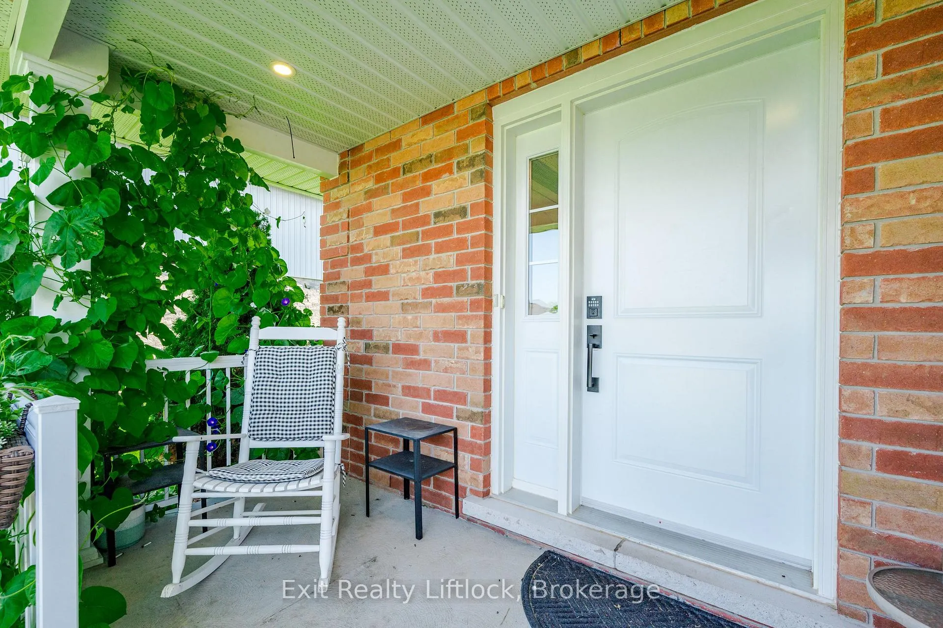 Photo 4 of 11 Darrell Drain Crescent, Asphodel-Norwood, Rural Asphodel-Norwood — HOMEH
