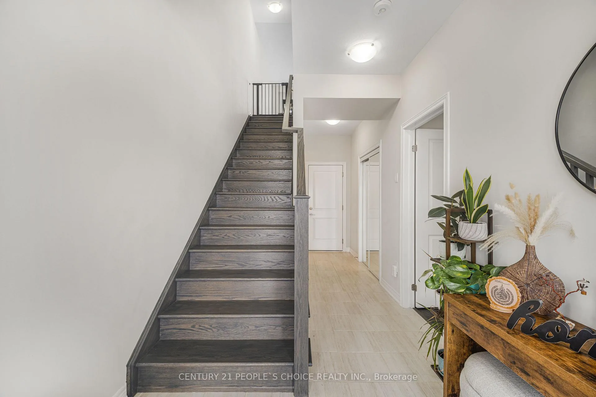 Photo 5 of Unit 25, 10 Birmingham Drive, Cambridge — HOMEH