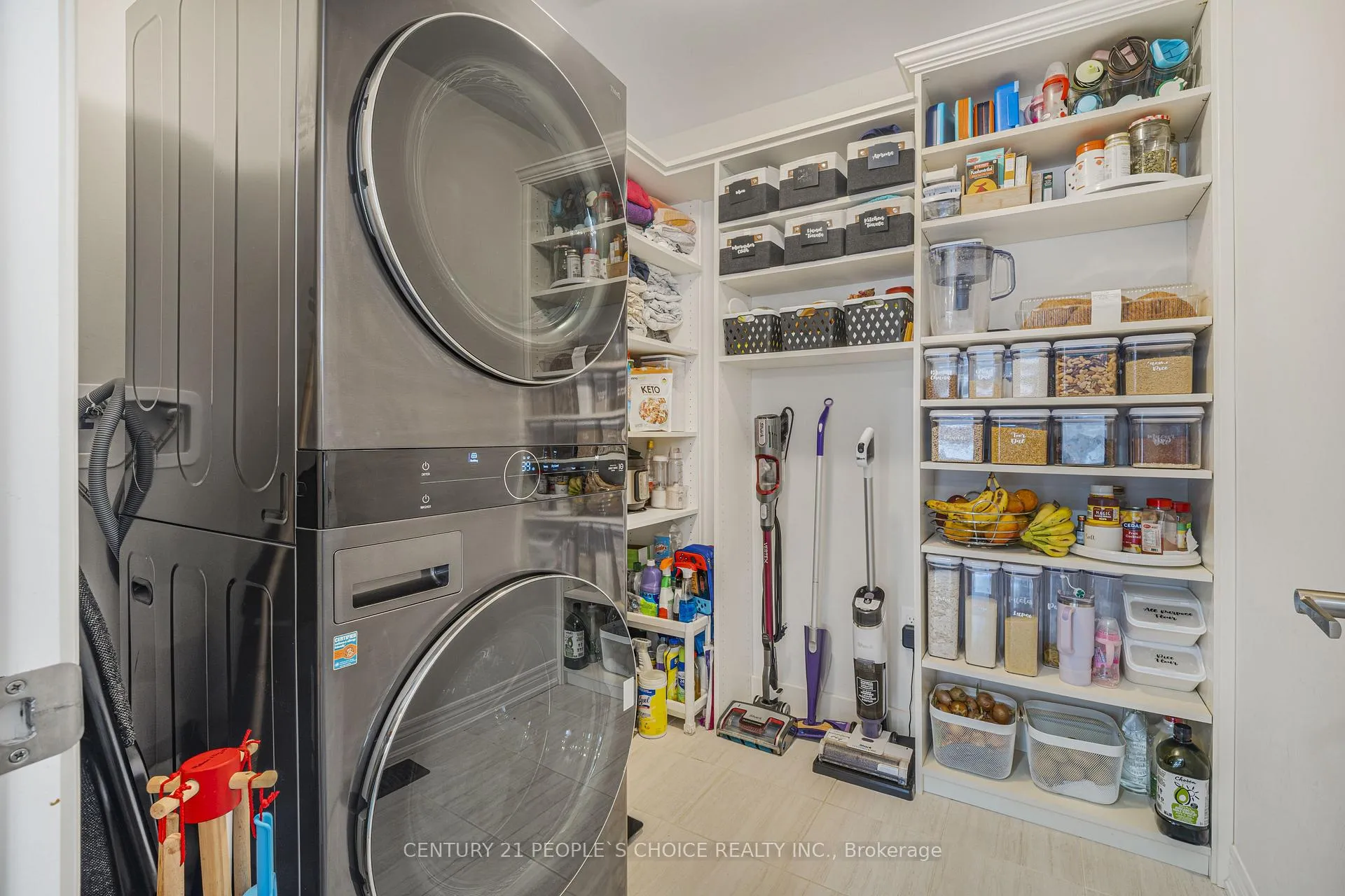 Photo 17 of Unit 25, 10 Birmingham Drive, Cambridge — HOMEH