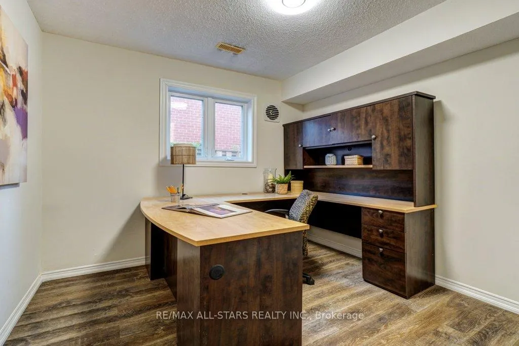 Photo 18 of 75 Hawley Crescent, Whitby, Blue Grass Meadows — HOMEH