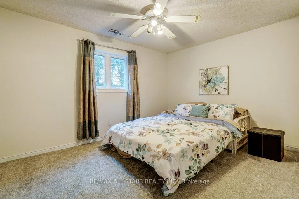 Photo 22 of 75 Hawley Crescent, Whitby, Blue Grass Meadows — HOMEH