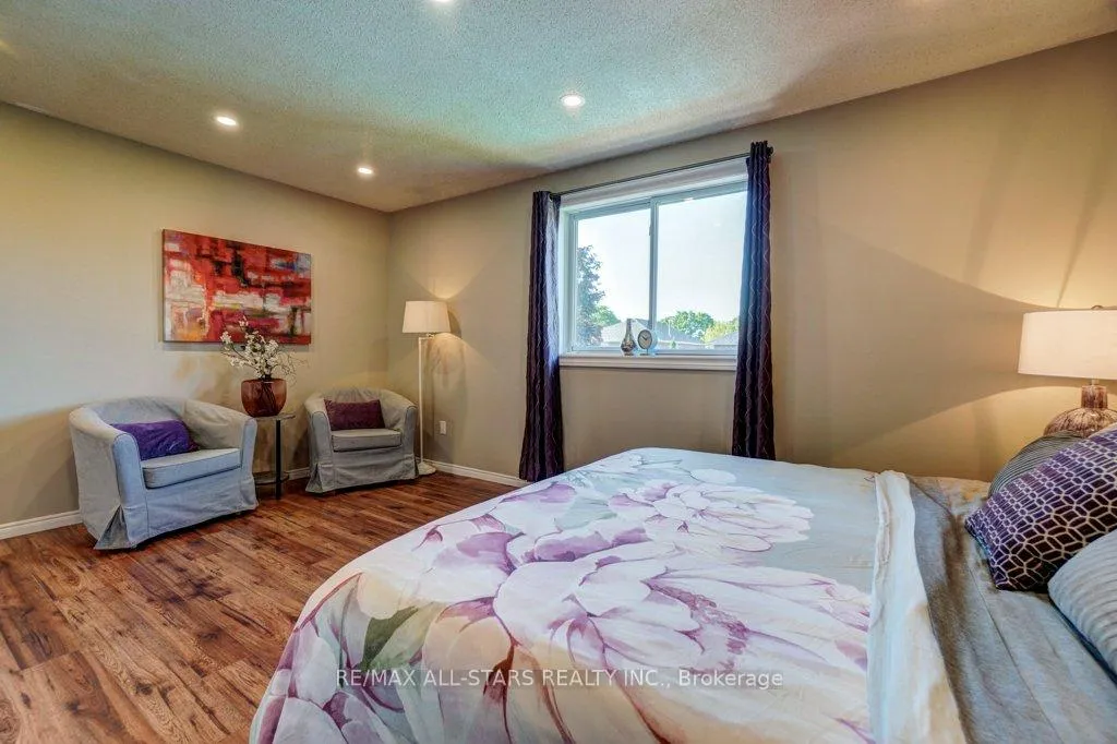 Photo 27 of 75 Hawley Crescent, Whitby, Blue Grass Meadows — HOMEH