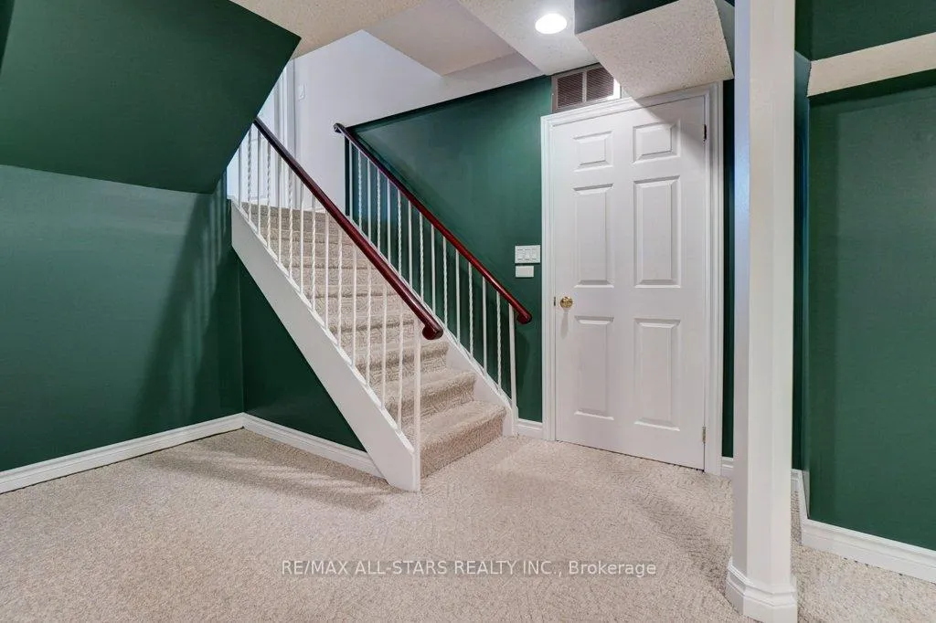 Photo 36 of 75 Hawley Crescent, Whitby, Blue Grass Meadows — HOMEH