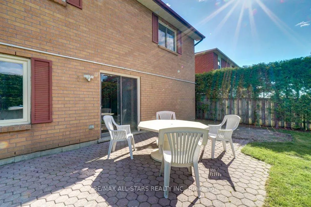 Photo 50 of 75 Hawley Crescent, Whitby, Blue Grass Meadows — HOMEH
