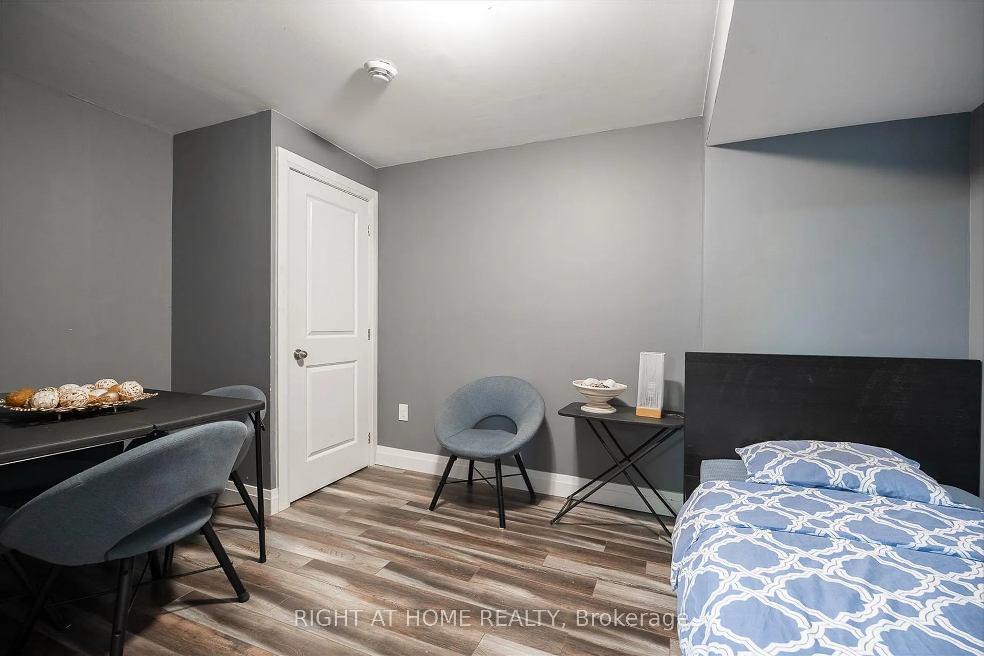 Photo 41 of 1192 Raspberry Terrace, Milton, Ford — HOMEH