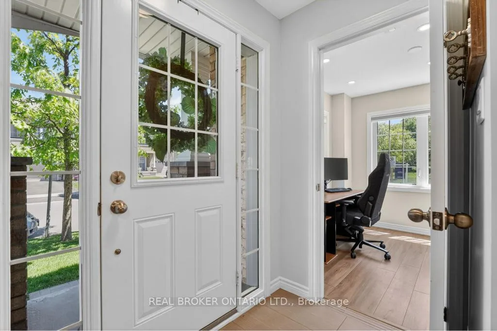 Photo 7 of 2 Kenridge Terrace, Hamilton, Stoney Creek Mountain — HOMEH