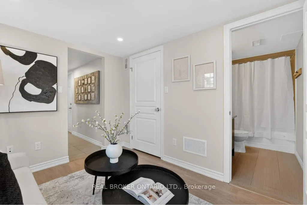 Photo 10 of 2 Kenridge Terrace, Hamilton, Stoney Creek Mountain — HOMEH