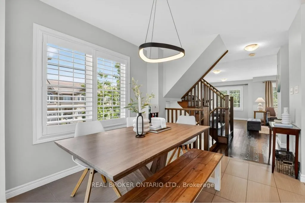 Photo 13 of 2 Kenridge Terrace, Hamilton, Stoney Creek Mountain — HOMEH
