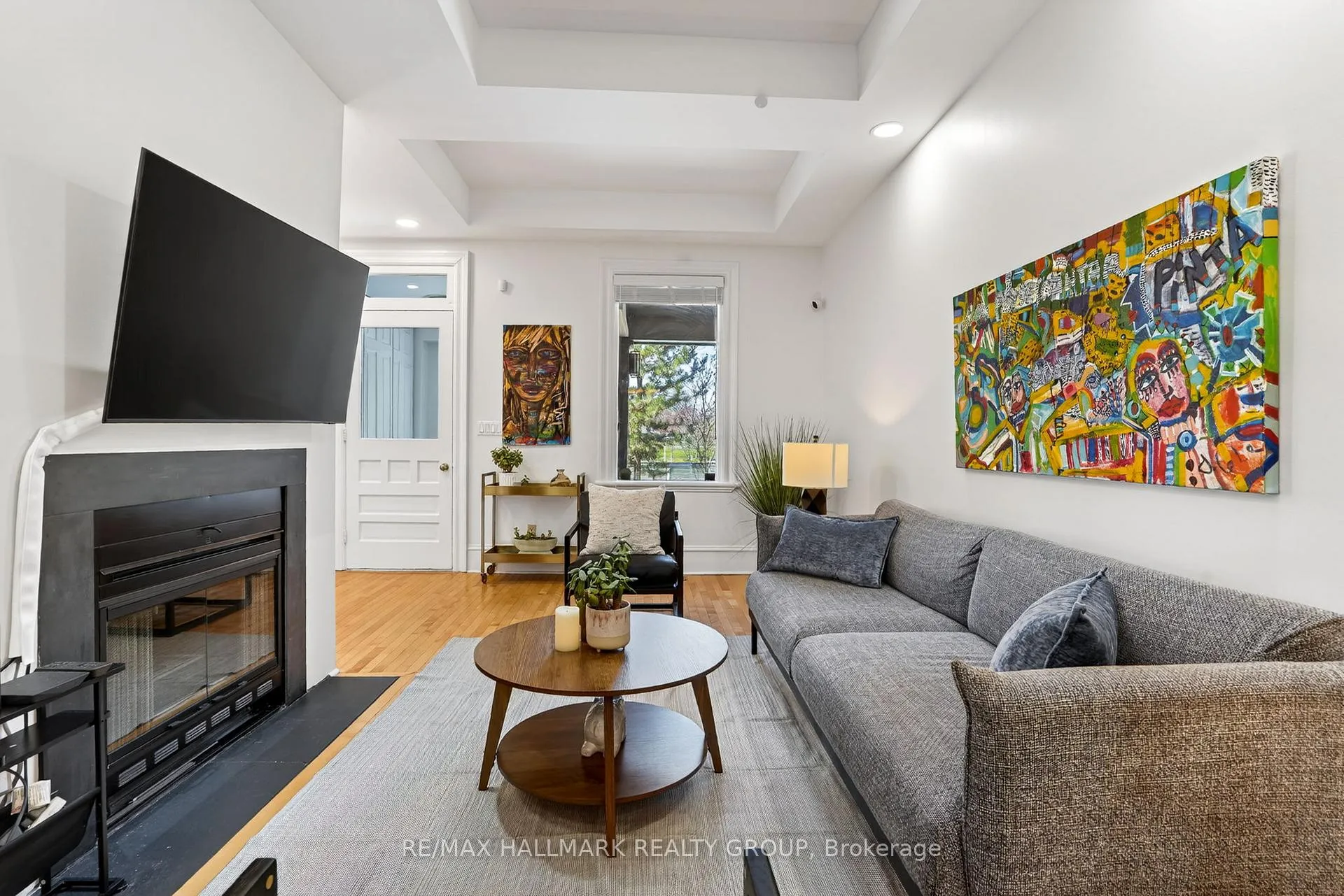 Photo 7 of 425 Echo Drive, Ottawa, Ottawa East — HOMEH