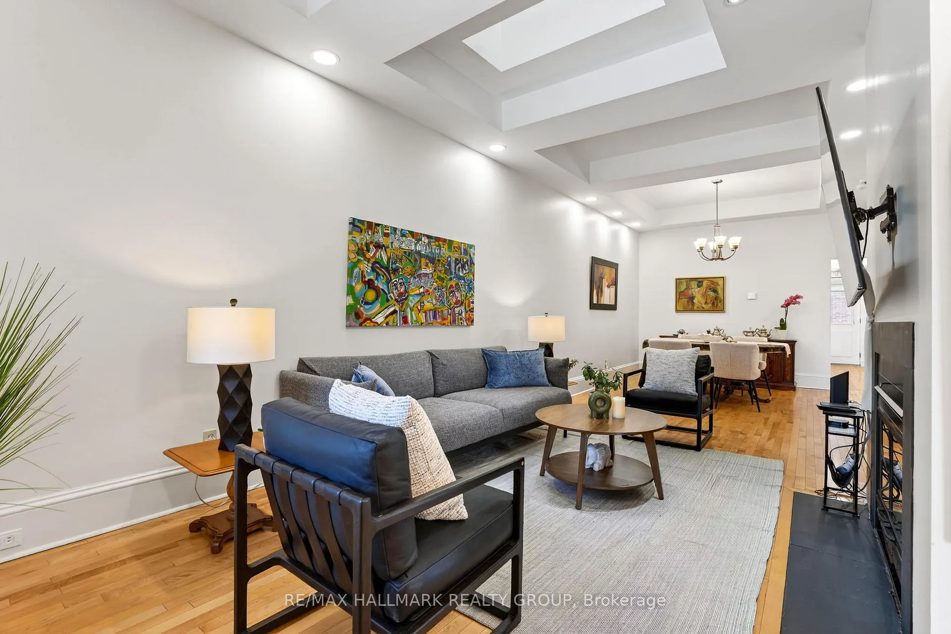 Photo 8 of 425 Echo Drive, Ottawa, Ottawa East — HOMEH