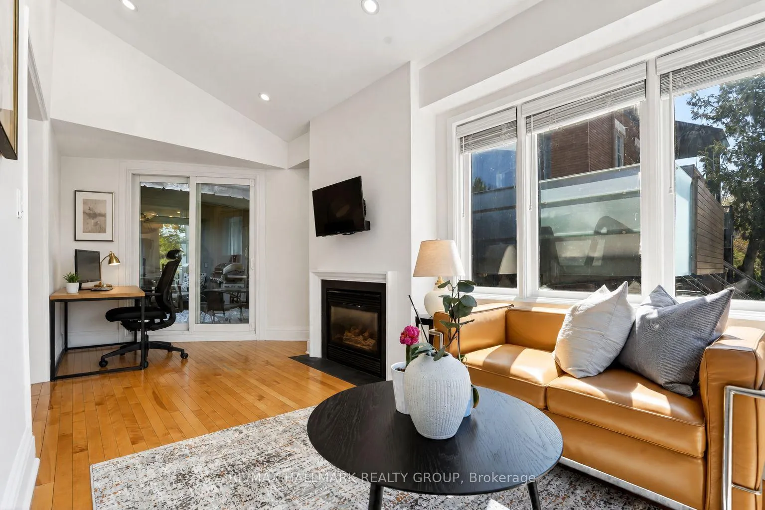 Photo 19 of 425 Echo Drive, Ottawa, Ottawa East — HOMEH