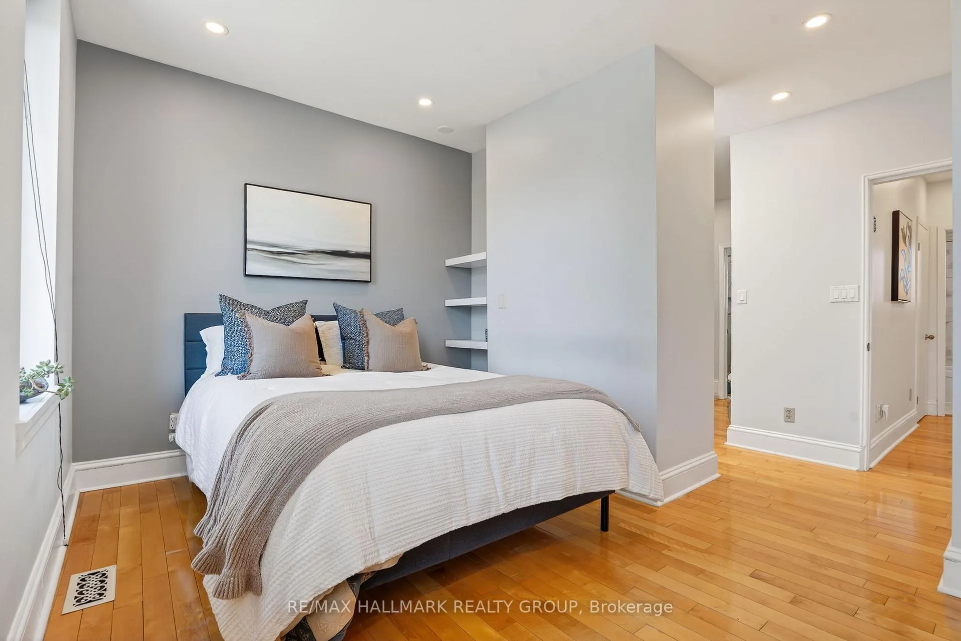 Photo 36 of 425 Echo Drive, Ottawa, Ottawa East — HOMEH