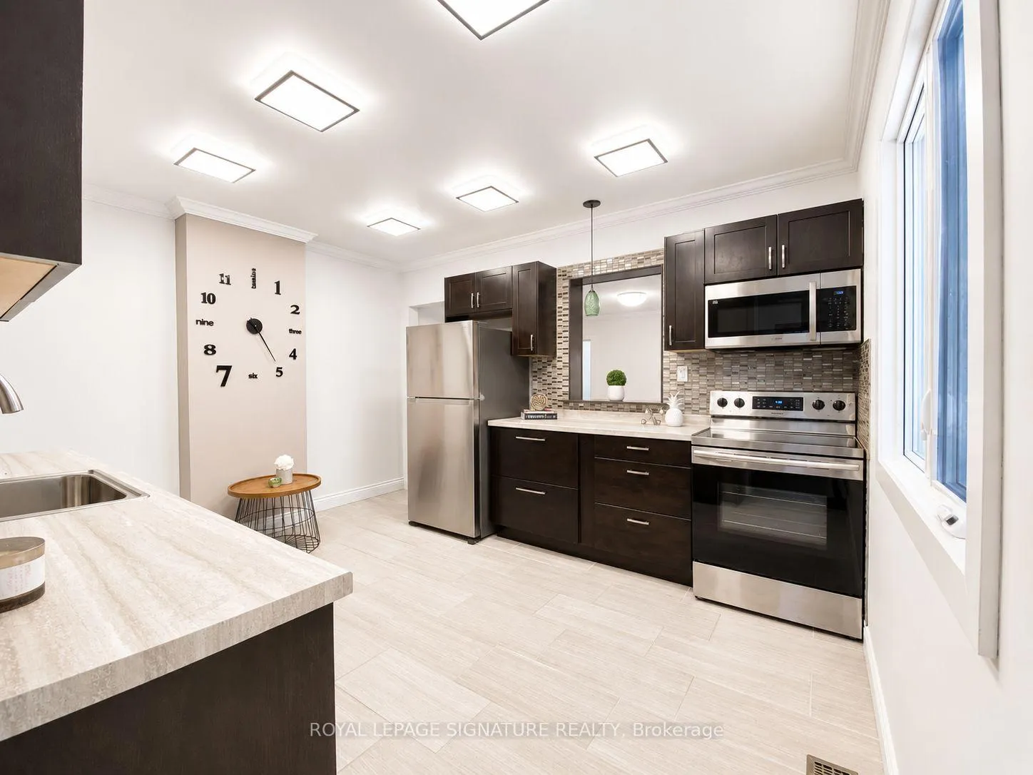 Photo 11 of 35 August Avenue, Scarborough, Oakridge — HOMEH