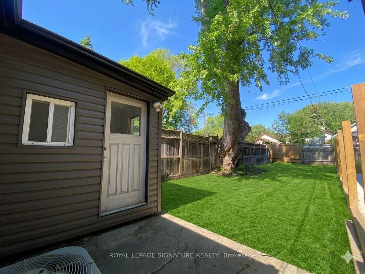 Photo 19 of 35 August Avenue, Scarborough, Oakridge — HOMEH