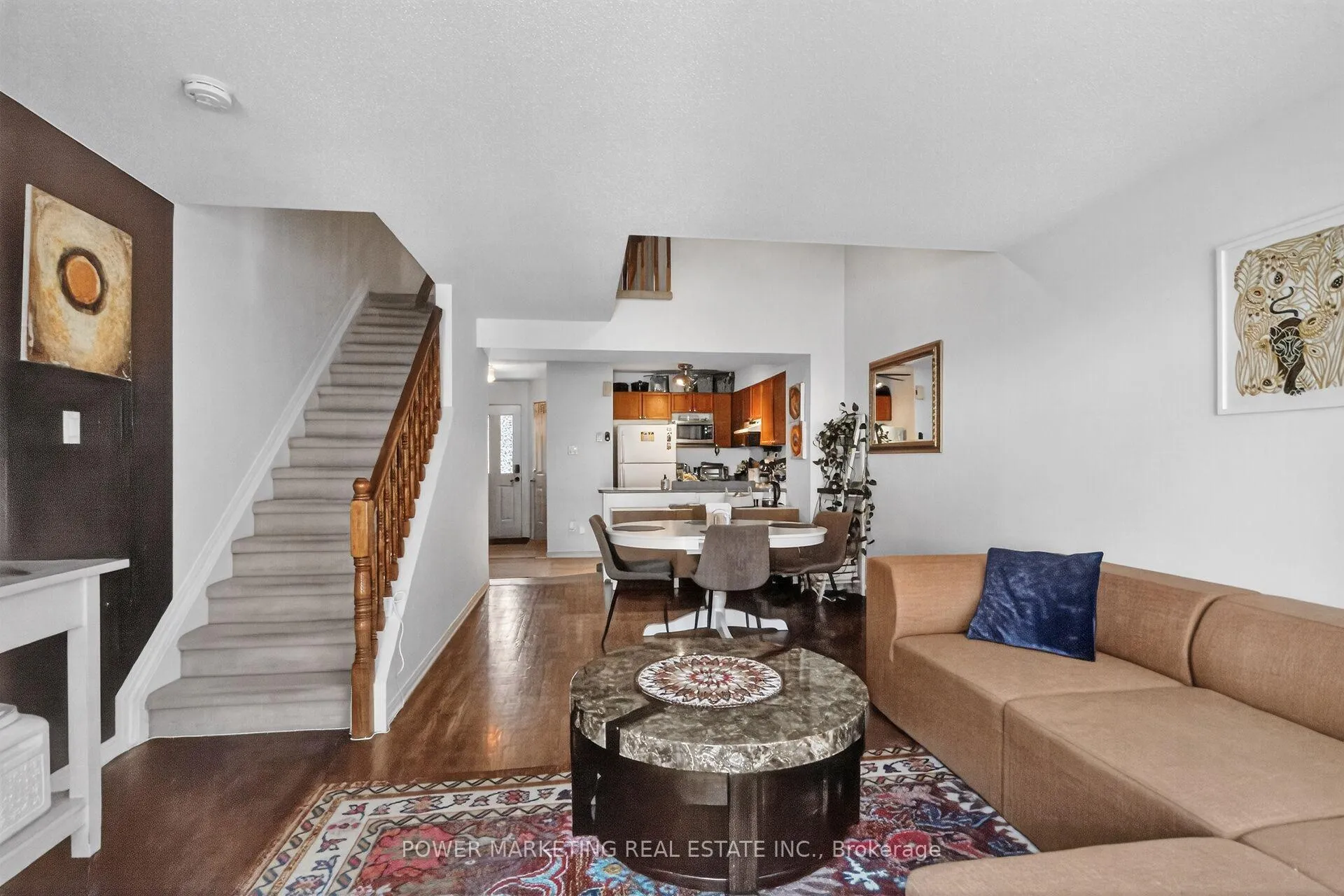 Photo 11 of 122 Scout Street, Ottawa, Central Park — HOMEH