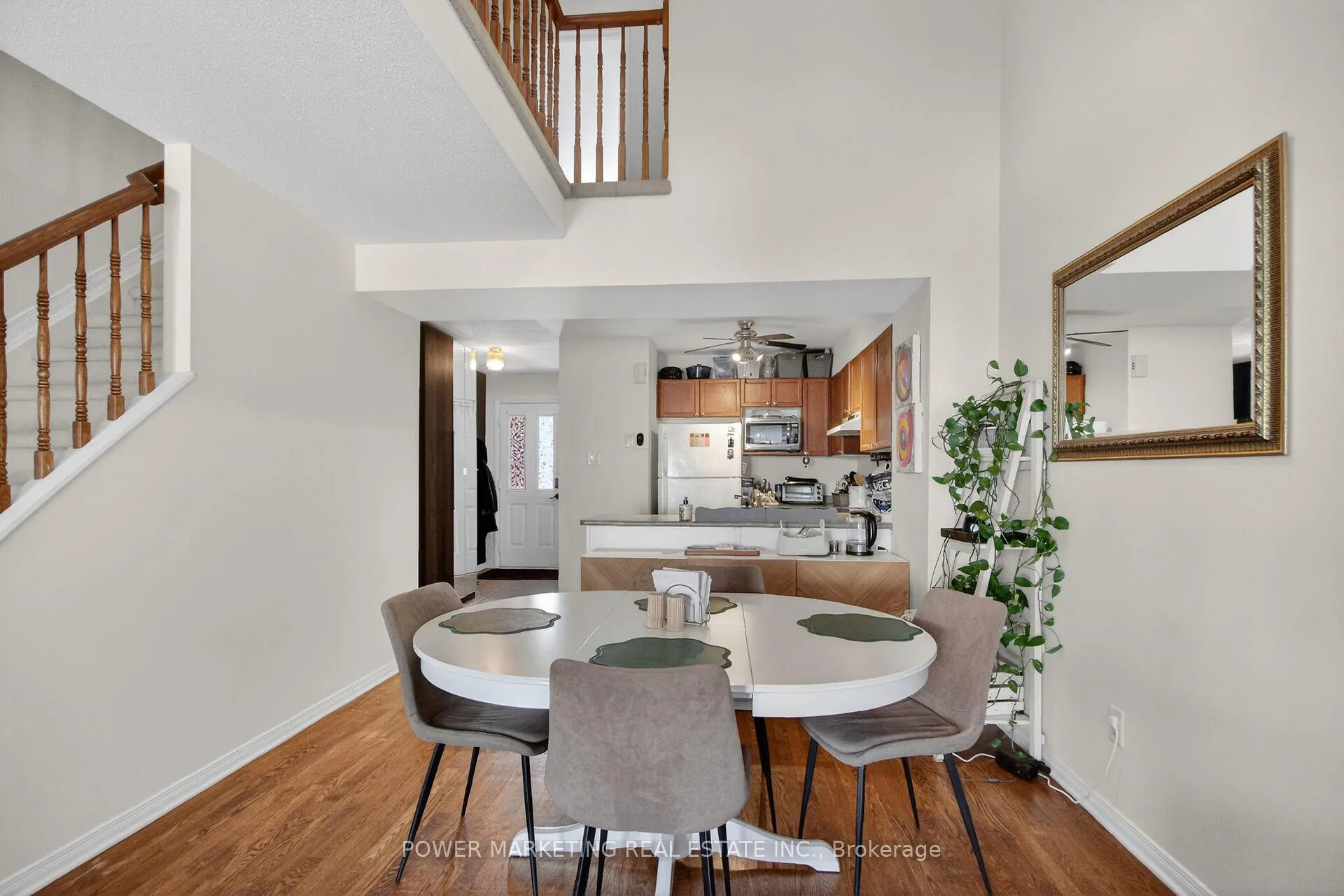 Photo 16 of 122 Scout Street, Ottawa, Central Park — HOMEH