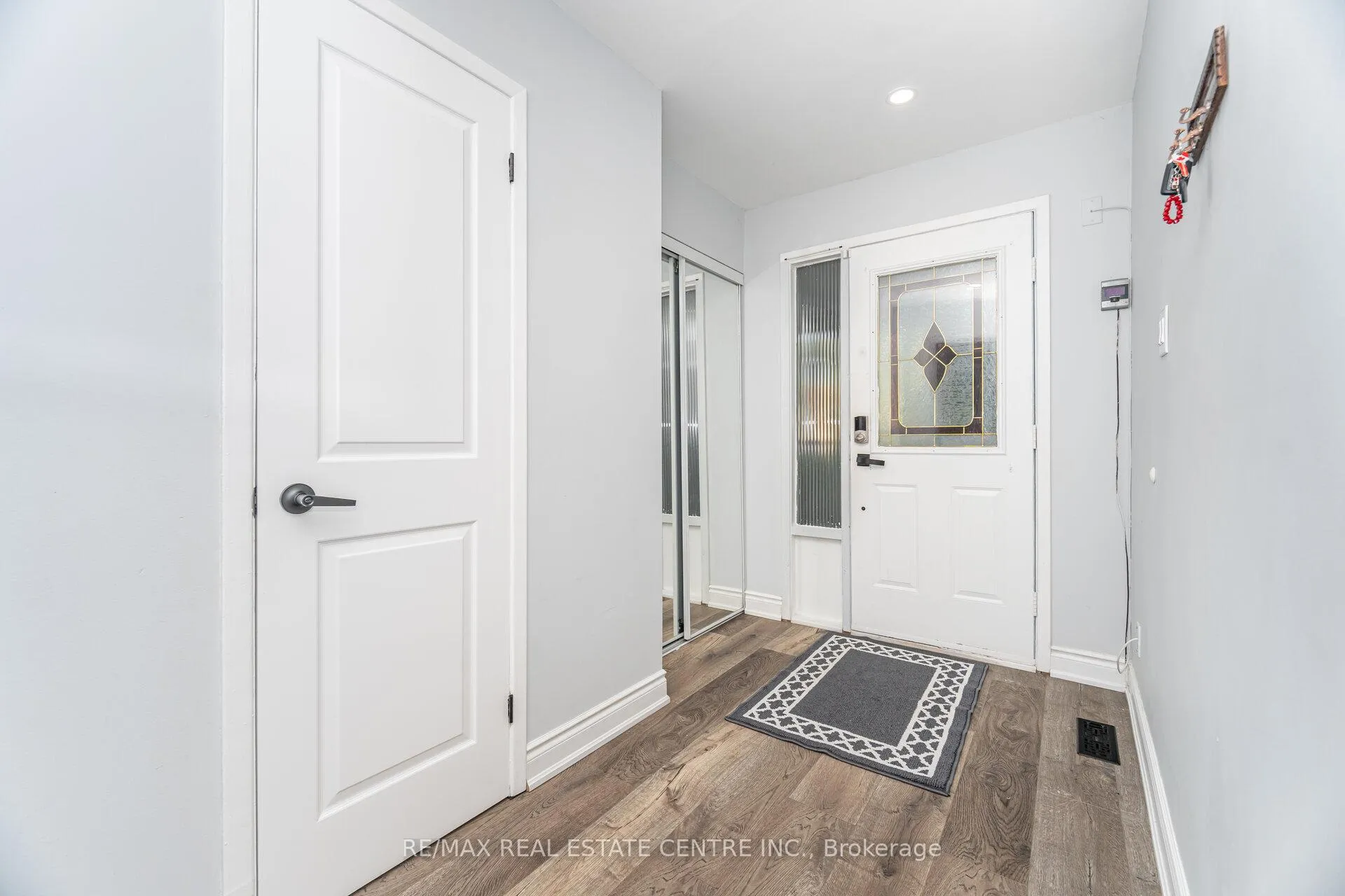 Photo 7 of 44 Abelard Avenue, Brampton, Fletcher's West — HOMEH