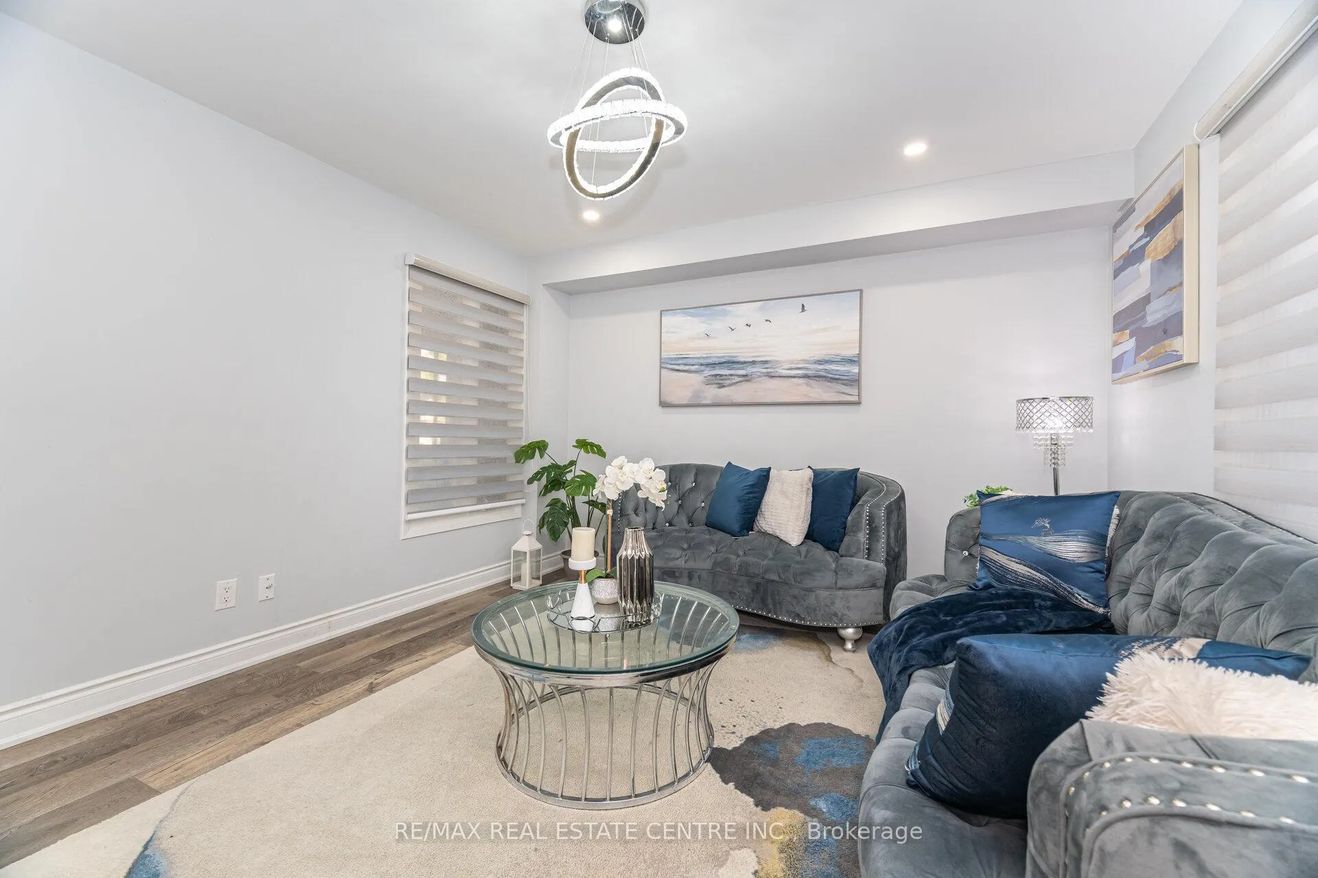 Photo 10 of 44 Abelard Avenue, Brampton, Fletcher's West — HOMEH