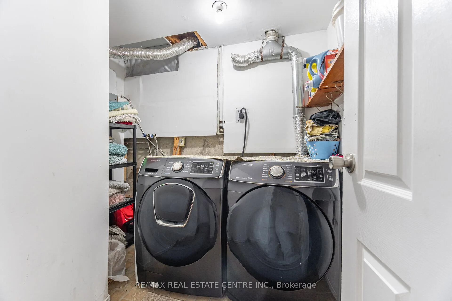 Photo 46 of 44 Abelard Avenue, Brampton, Fletcher's West — HOMEH
