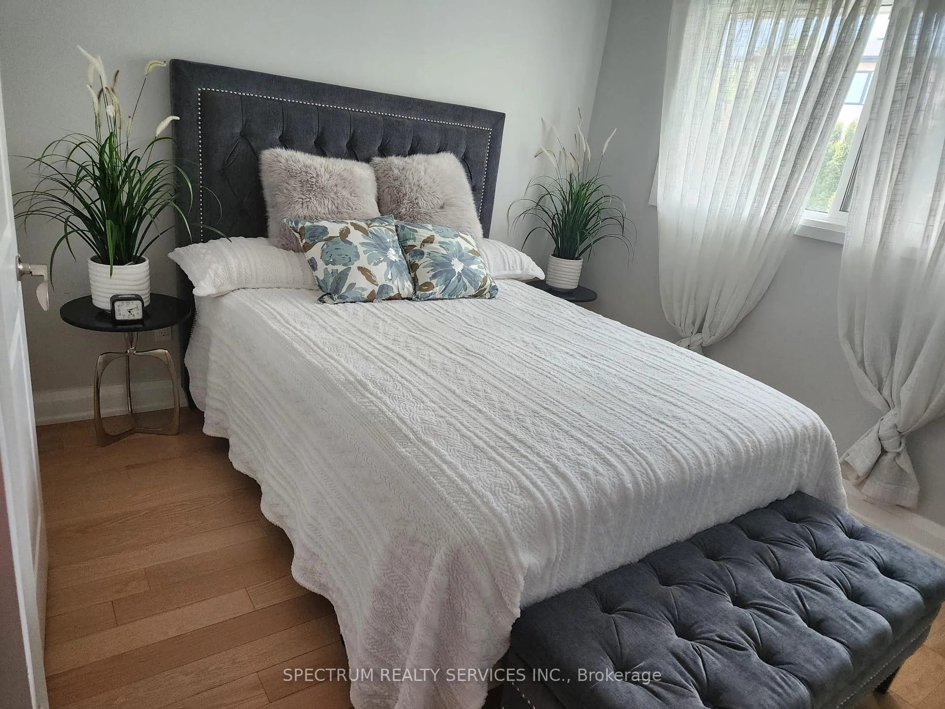 Photo 18 of 8 Munford Crescent, Toronto, O'Connor-Parkview — HOMEH