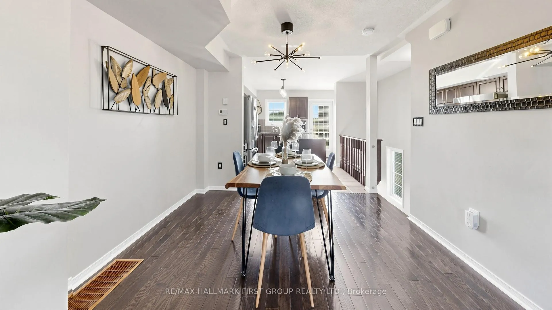 Photo 9 of 1 Cooperage Lane, Ajax, Central — HOMEH