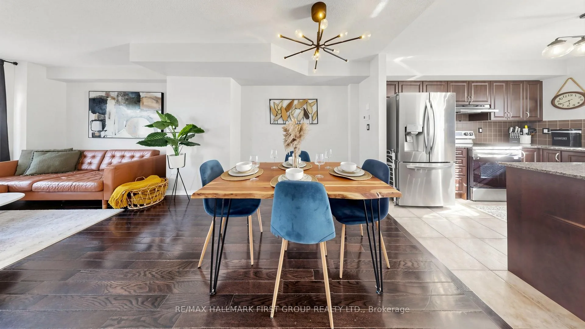 Photo 10 of 1 Cooperage Lane, Ajax, Central — HOMEH