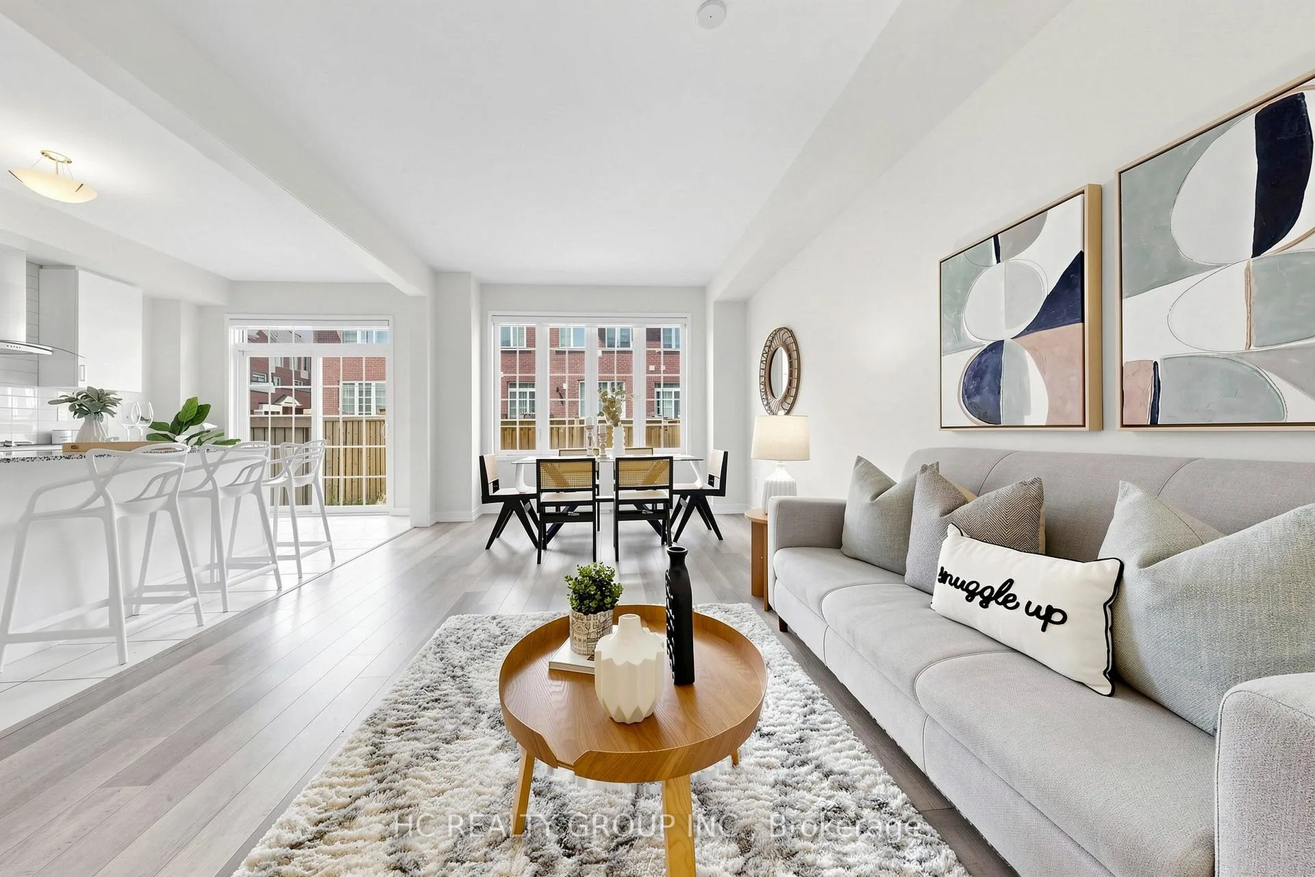 Photo 5 of 4 Sand Hill Mews, Vaughan, Patterson — HOMEH