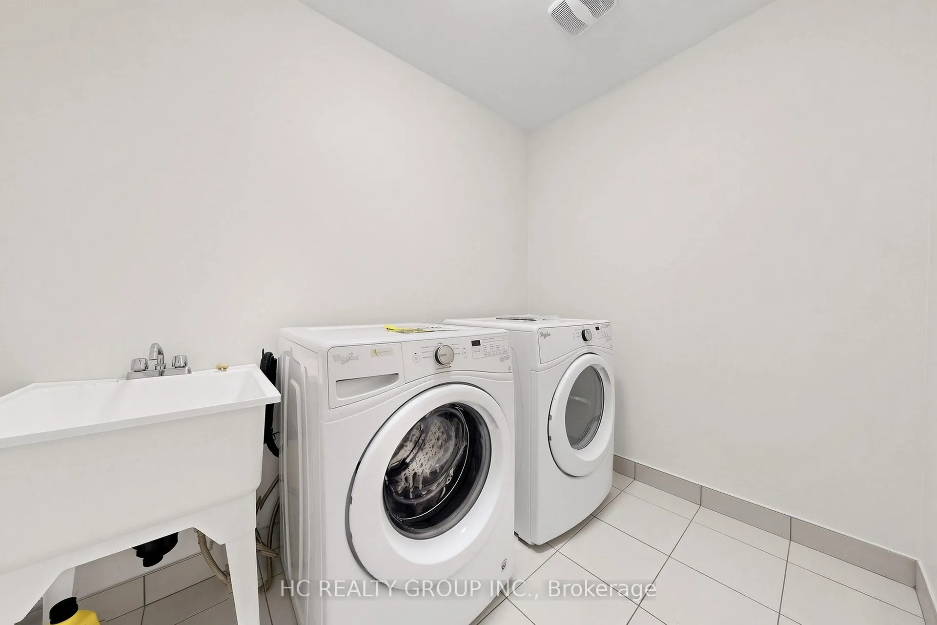 Photo 26 of 4 Sand Hill Mews, Vaughan, Patterson — HOMEH