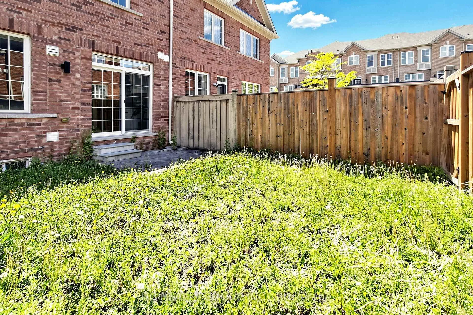Photo 30 of 4 Sand Hill Mews, Vaughan, Patterson — HOMEH