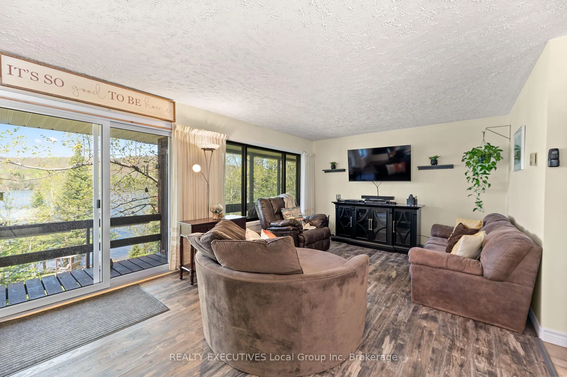 Photo 11 of 1464 Peninsula Road, North Bay, Birchaven — HOMEH