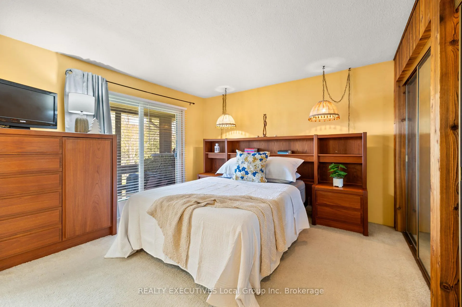 Photo 16 of 1464 Peninsula Road, North Bay, Birchaven — HOMEH