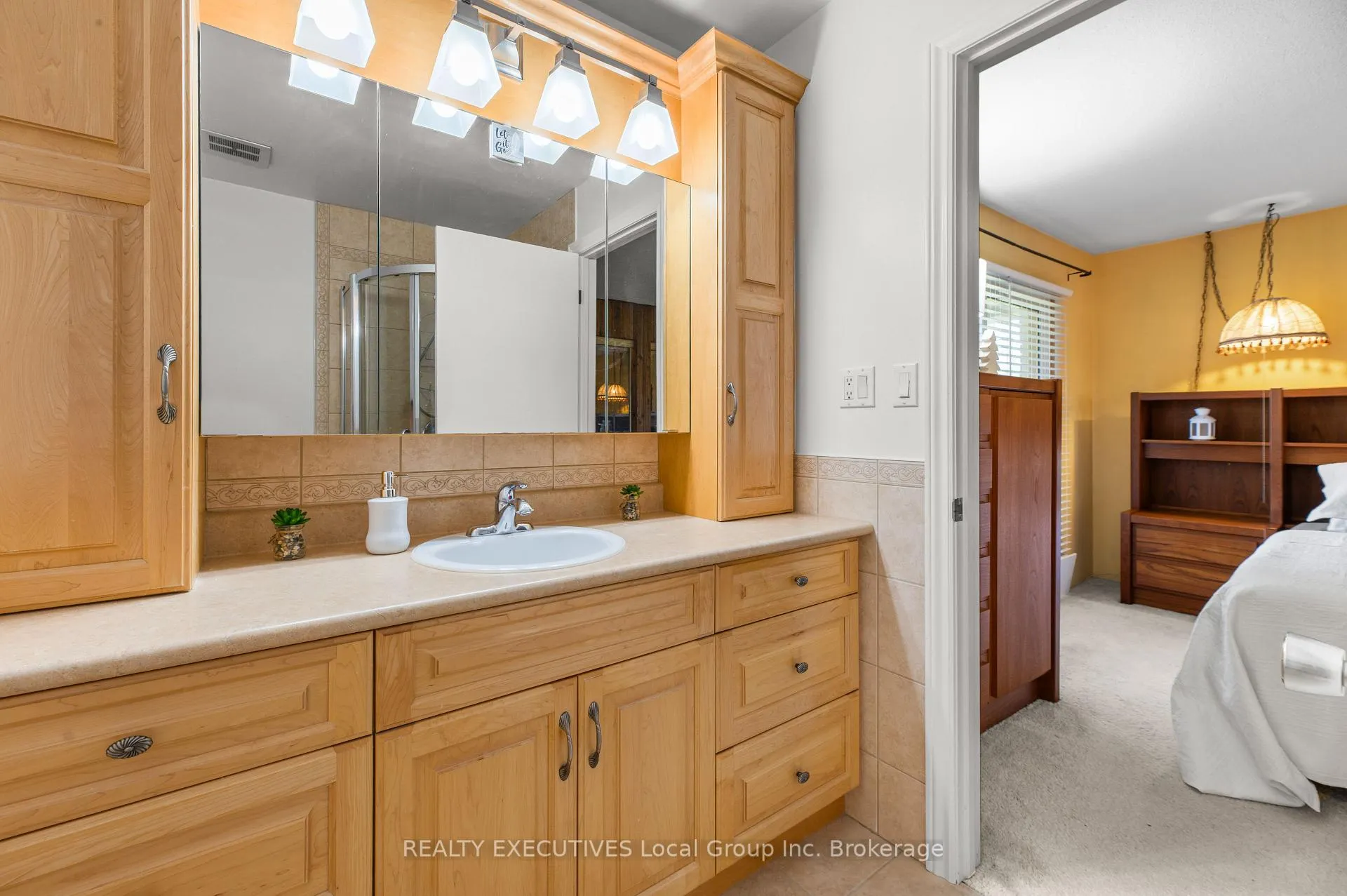 Photo 18 of 1464 Peninsula Road, North Bay, Birchaven — HOMEH