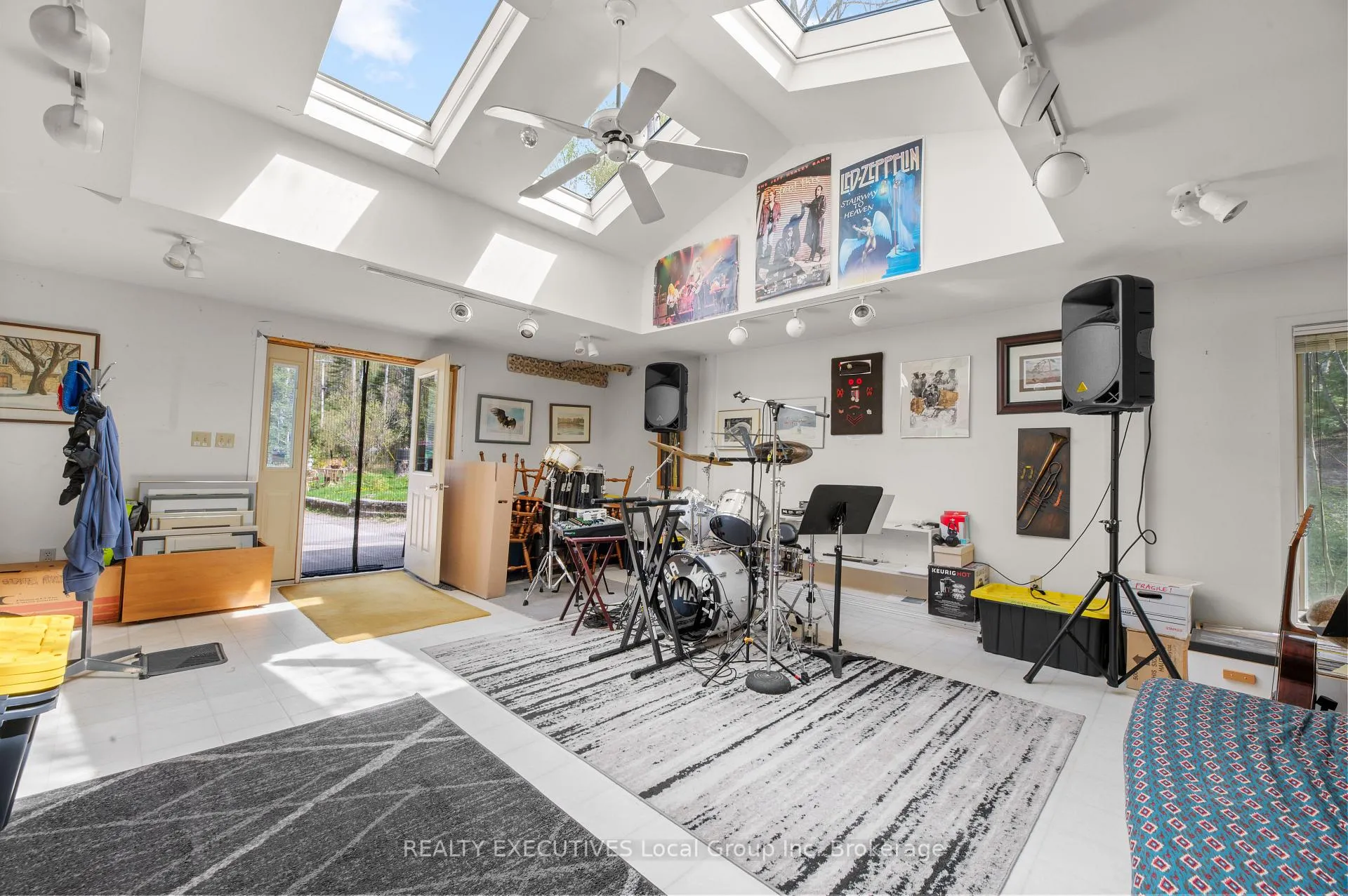Photo 37 of 1464 Peninsula Road, North Bay, Birchaven — HOMEH