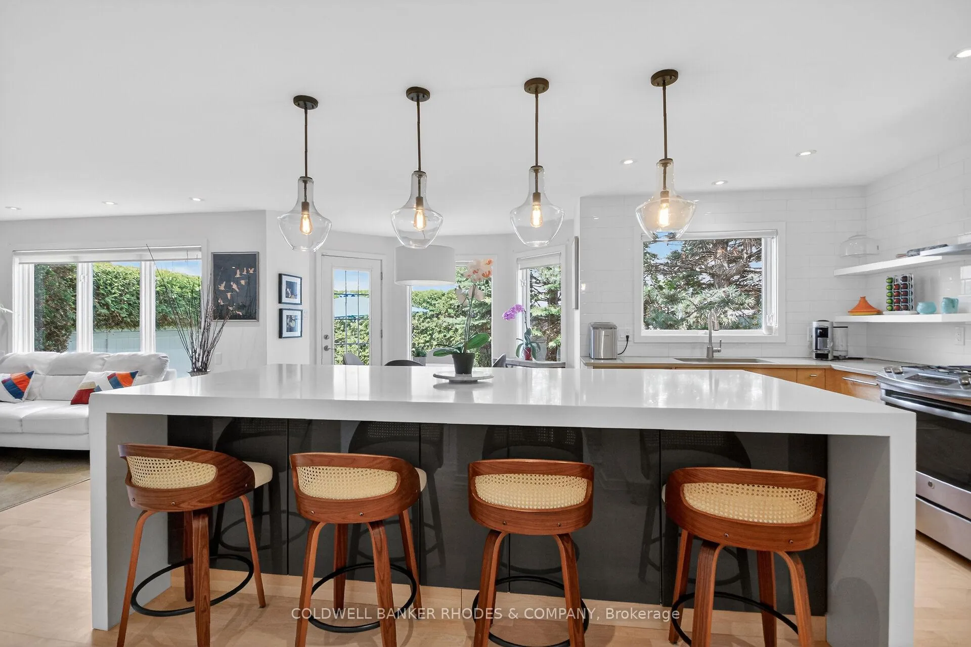 Photo 12 of 3757 Mountain Meadows Crescent, Ottawa, Riverside South/Gloucester Glen — HOMEH