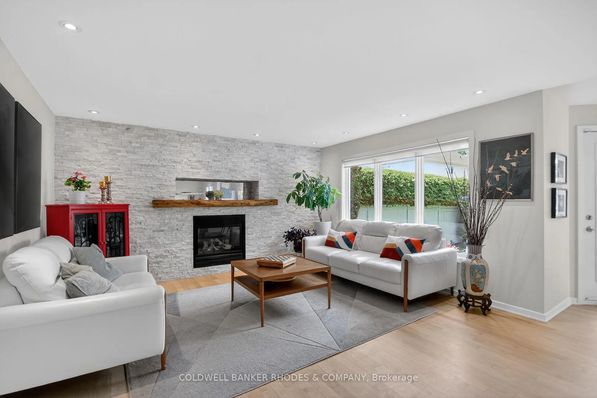 Photo 19 of 3757 Mountain Meadows Crescent, Ottawa, Riverside South/Gloucester Glen — HOMEH